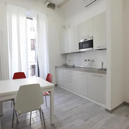 Amazing Apartment In City Center With Balcony Milan Exterior photo