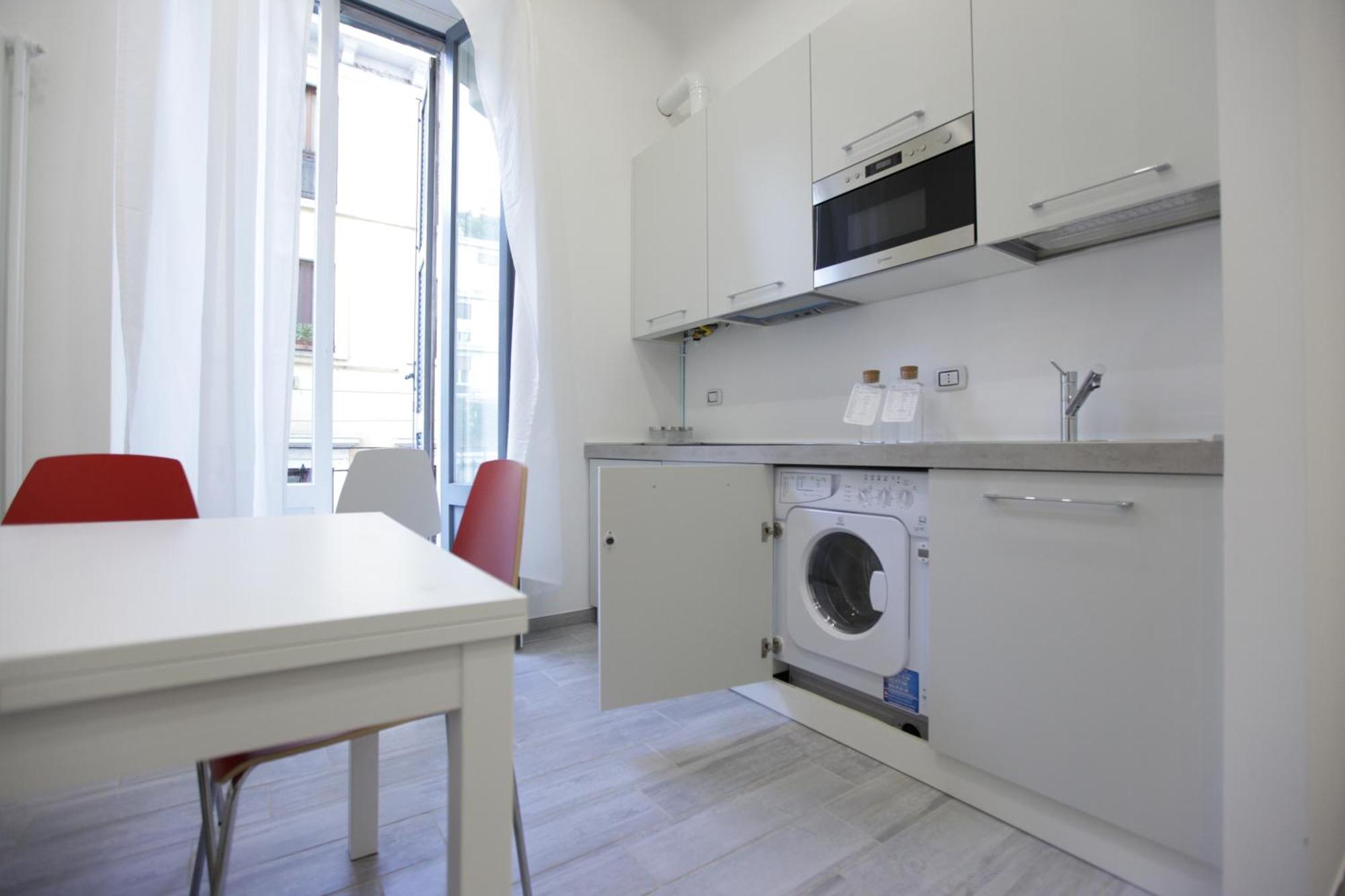 Amazing In Center With Balcony Apartamento